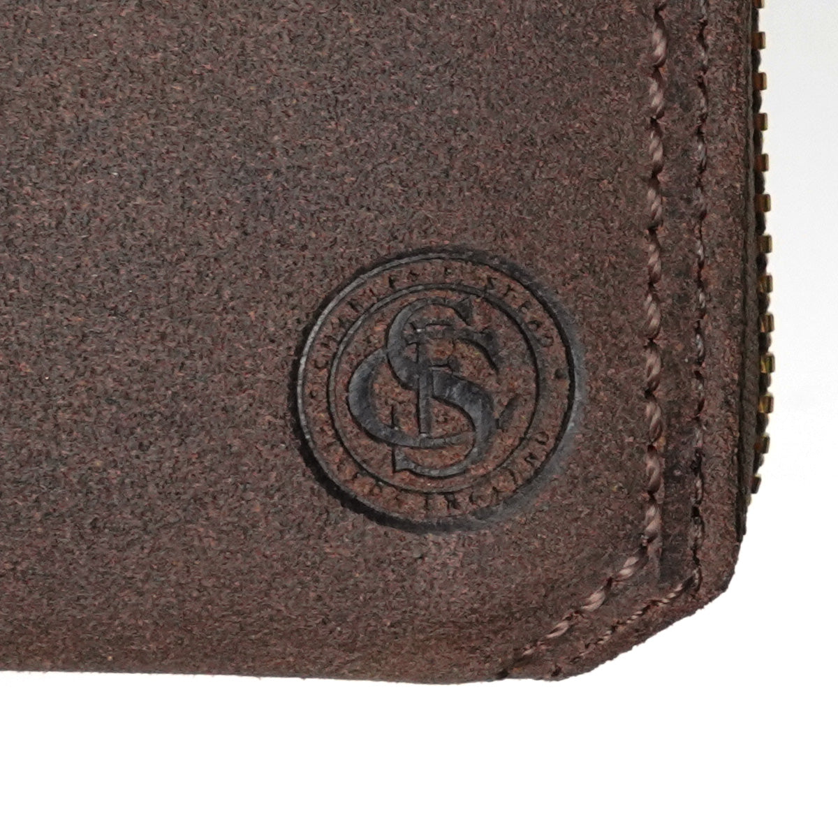 油麂皮圓拉鍊長皮夾 FZKM10