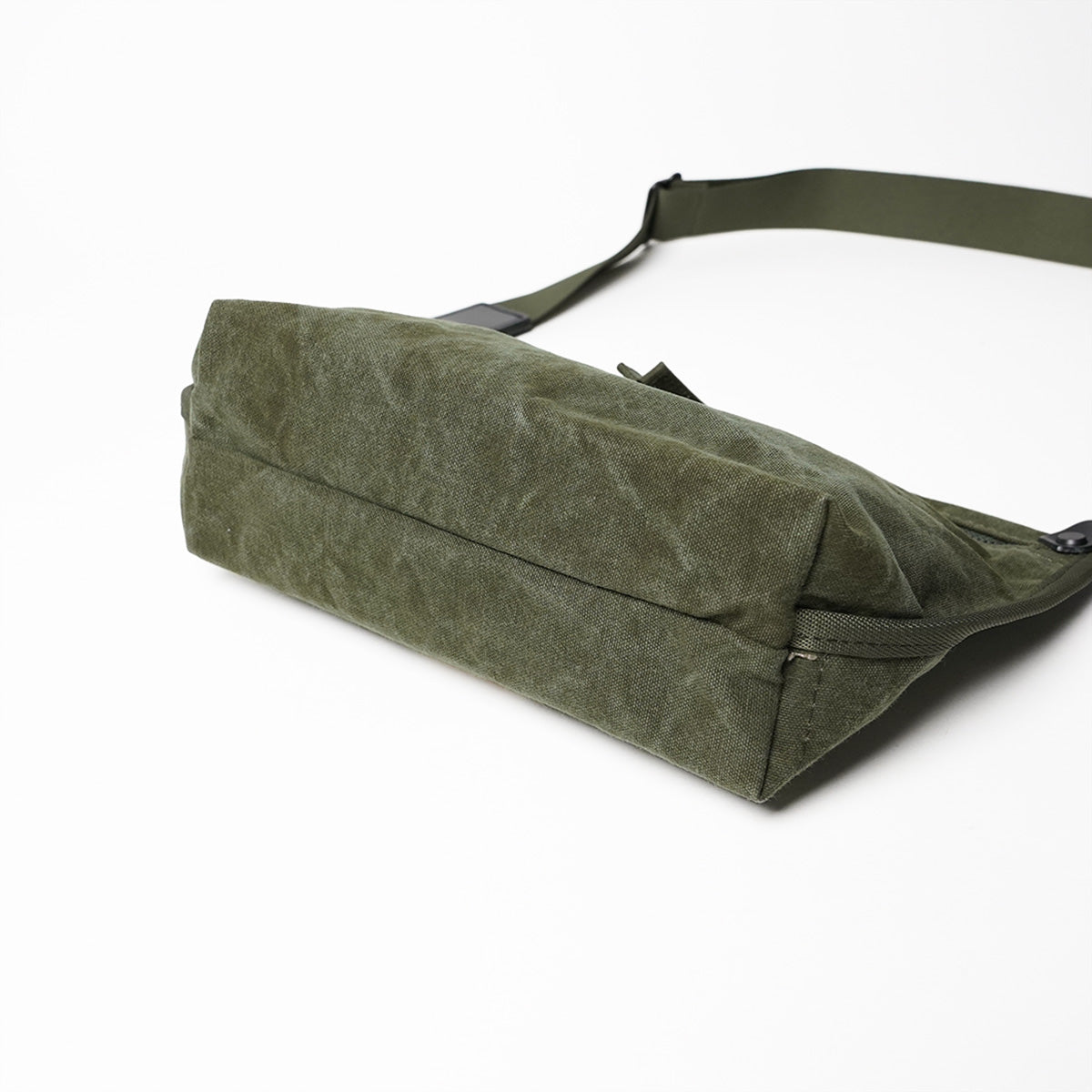 TIGER CANVAS Mini Shoulder Bag GRN880