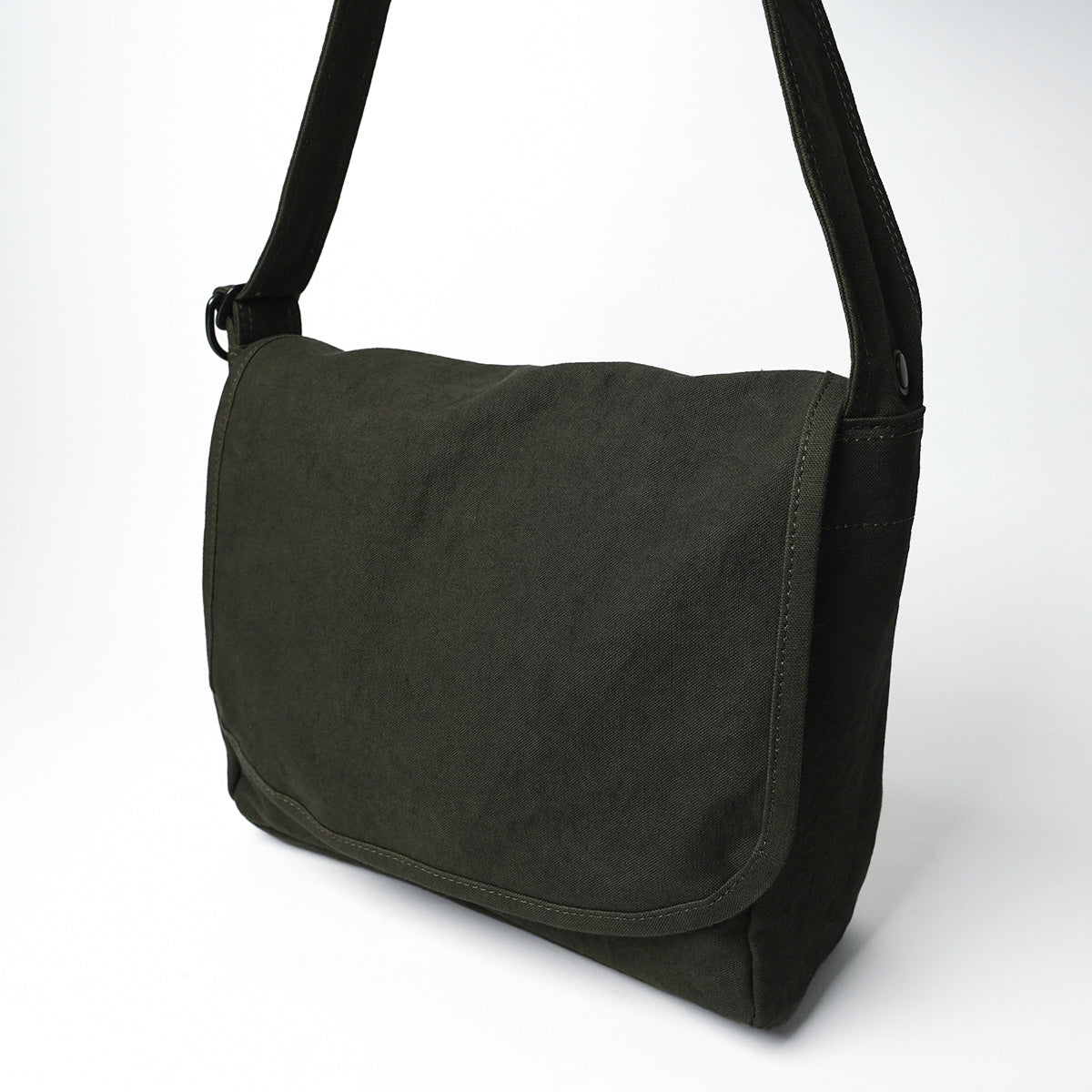KUROSABI - Black Rust Dye - Flap Shoulder Bag M GRN9601