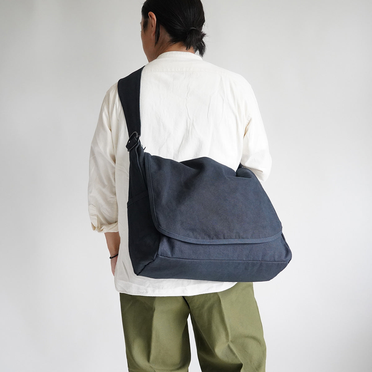 KUROSABI - Black Rust Dye - Flap Shoulder Bag L GRN9602
