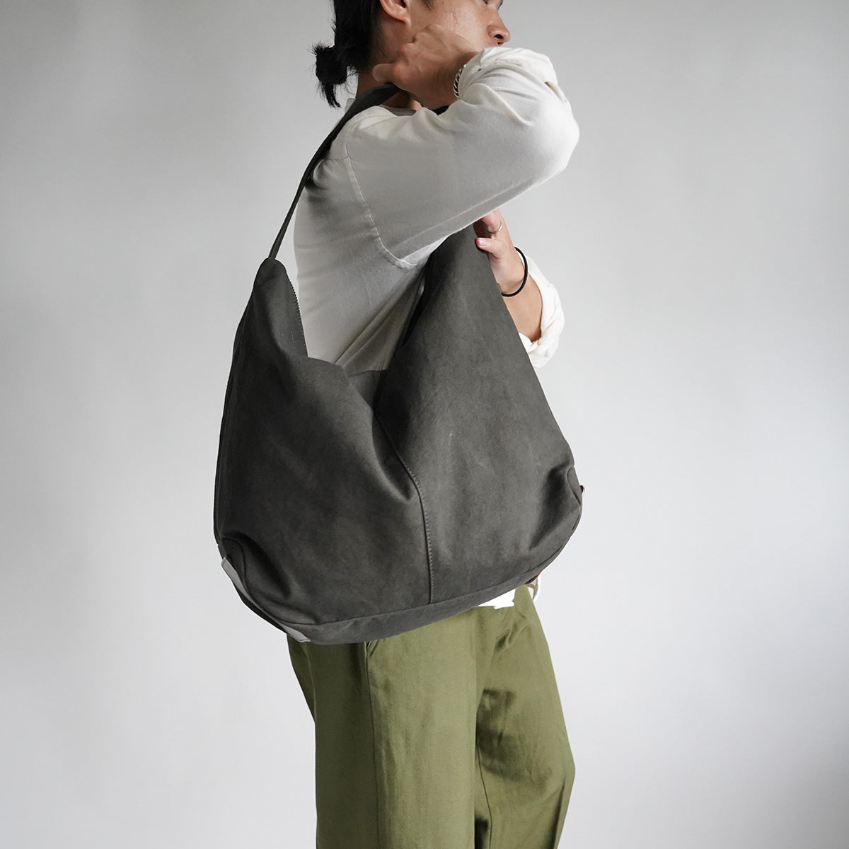 KUROSABI - Black Rust Dye - One-Shoulder Tote Bag GRN9603