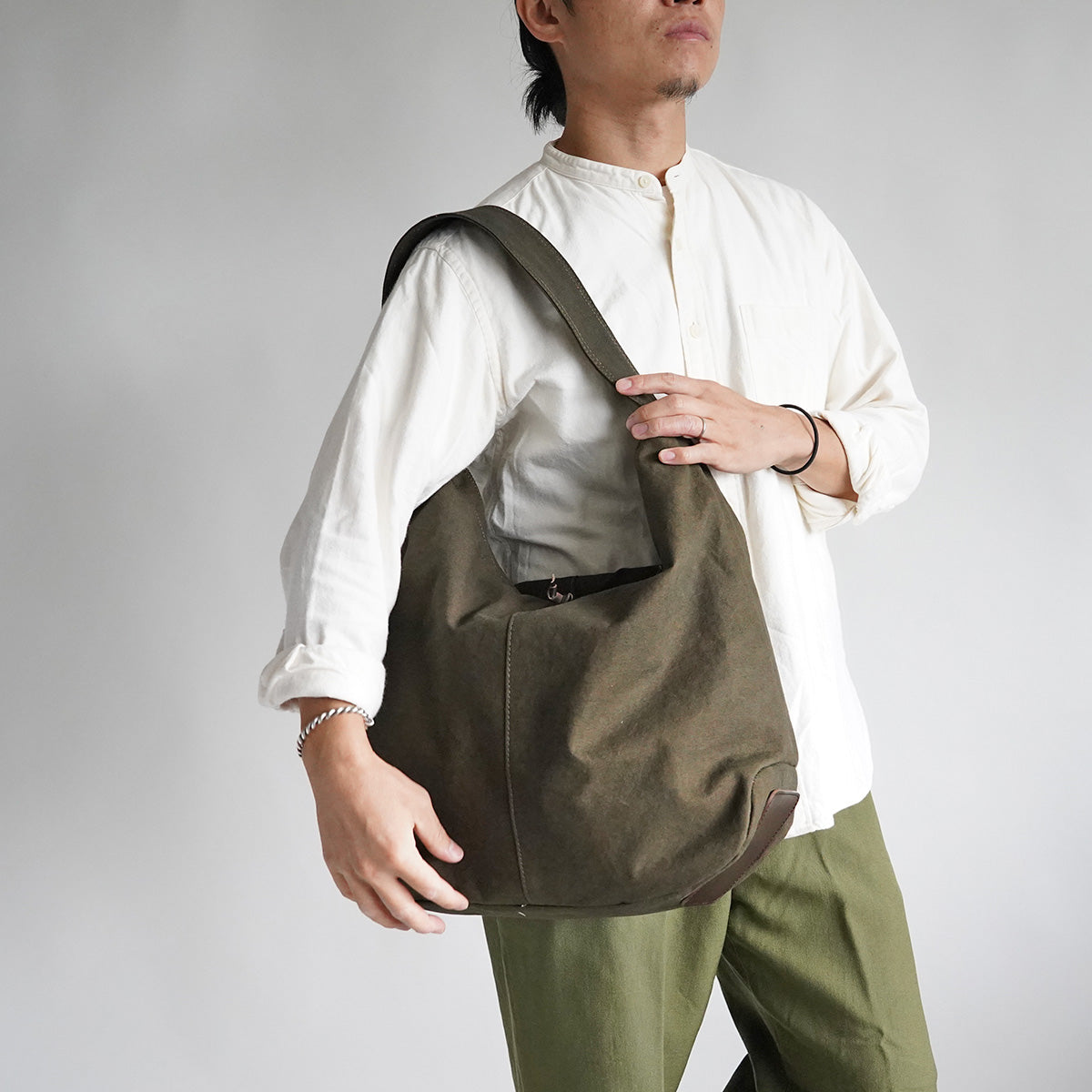KUROSABI - Black Rust Dye - One-Shoulder Tote Bag GRN9603