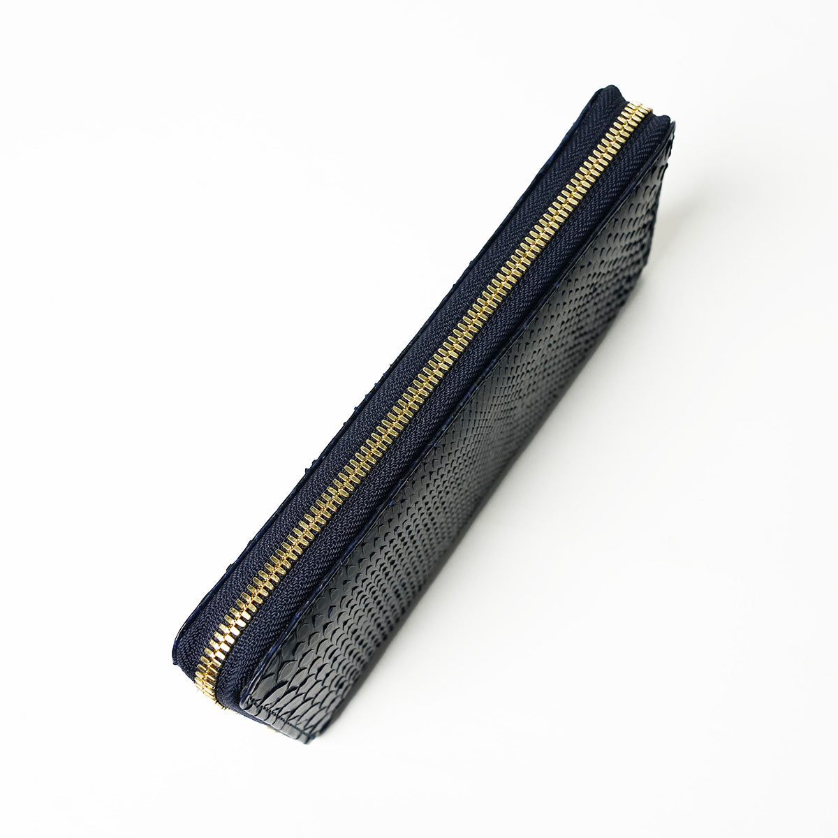 Indigo dyed x snakeskin round zipper long wallet HRD2000