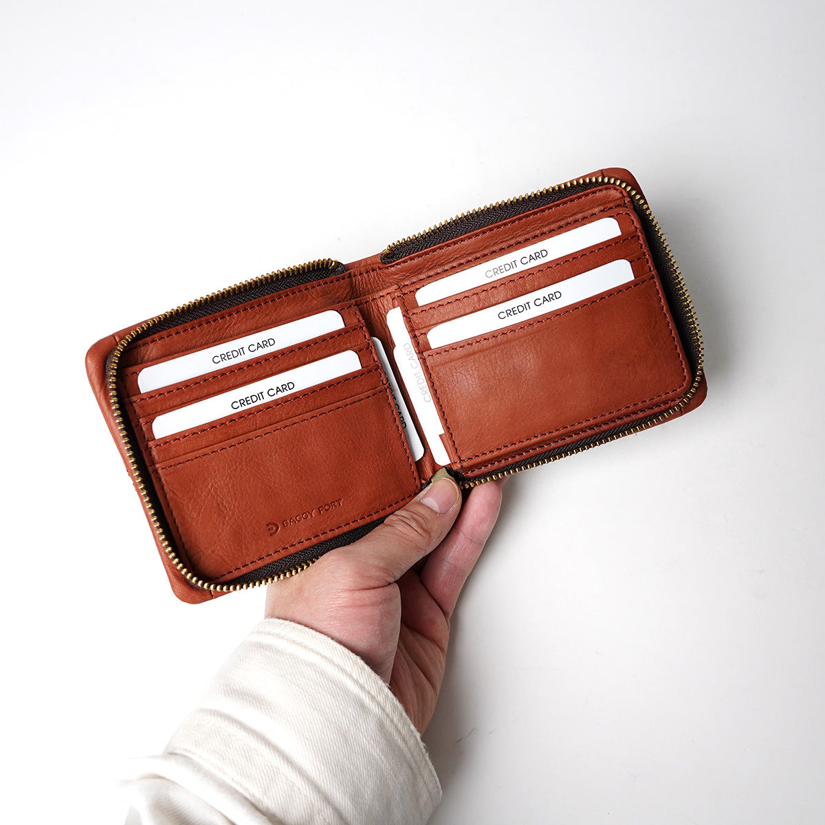 Full Chrome Wash Round Zipper Bifold Wallet HRD402