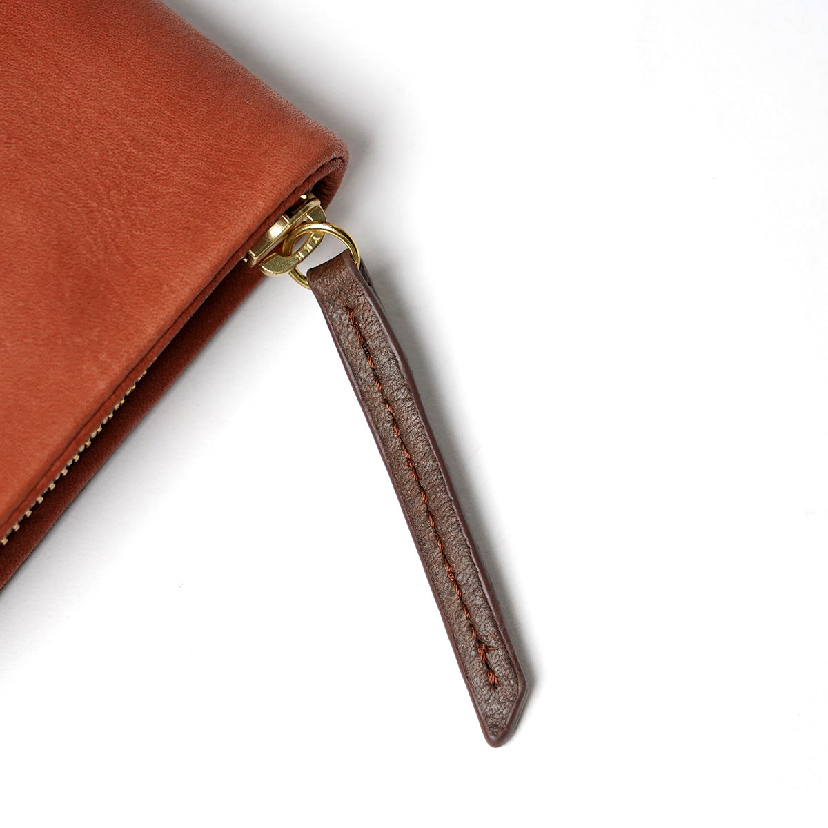 Full Chrome Wash Round Zipper Bifold Wallet HRD402