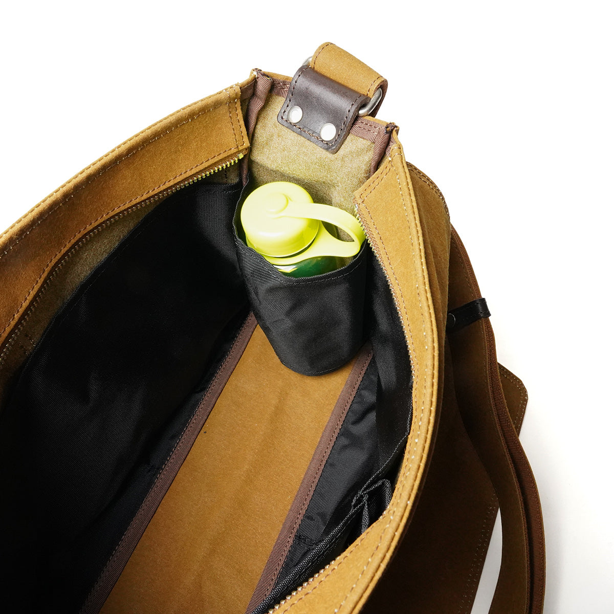 Shelter Duck Horizontal Shoulder Bag (L) INS603