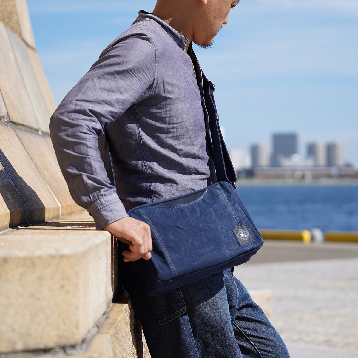 21oz アーミーダック スクエアショルダーバッグ KOG303