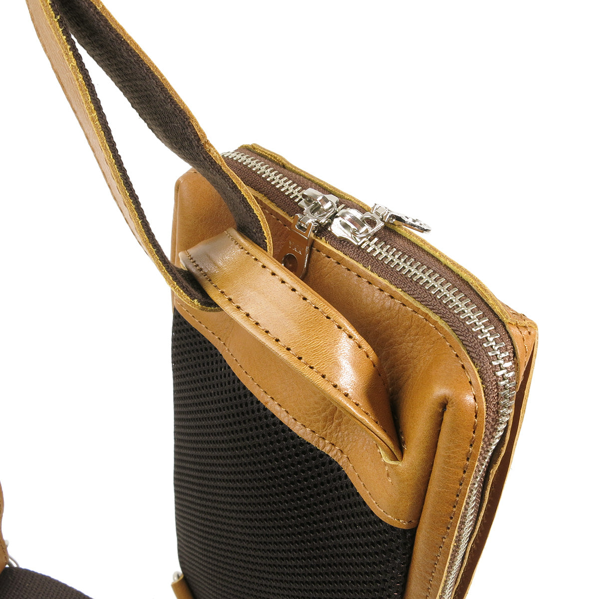 SLANTING -スランティング- タテ型ボディバッグ S KOT1007