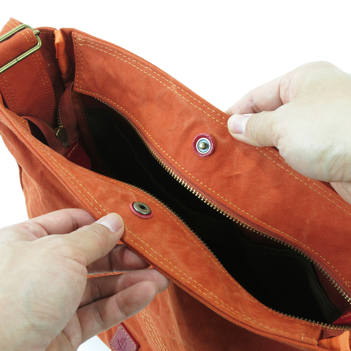 18oz Army Duck Bio 單肩包,中號,LGRN4025