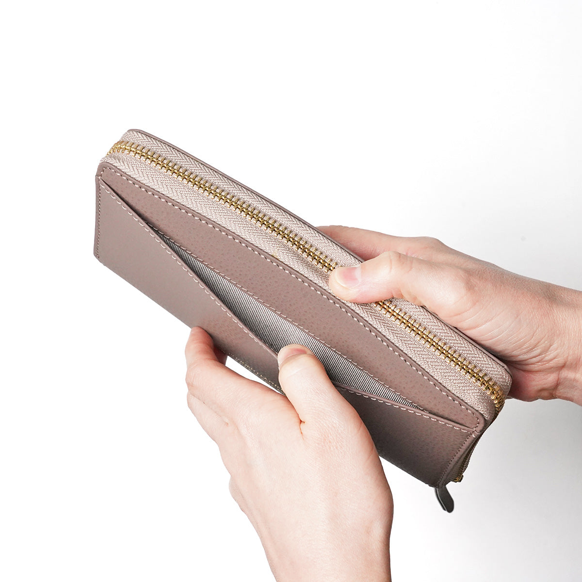 エンボス リサイクルレザー ラウンドファスナー長財布 LZKM140