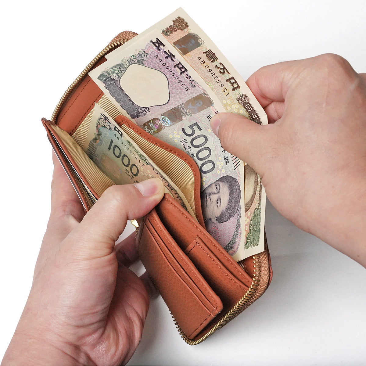 エンボス リサイクルレザー ラウンドファスナー ハーフ財布 LZKM141