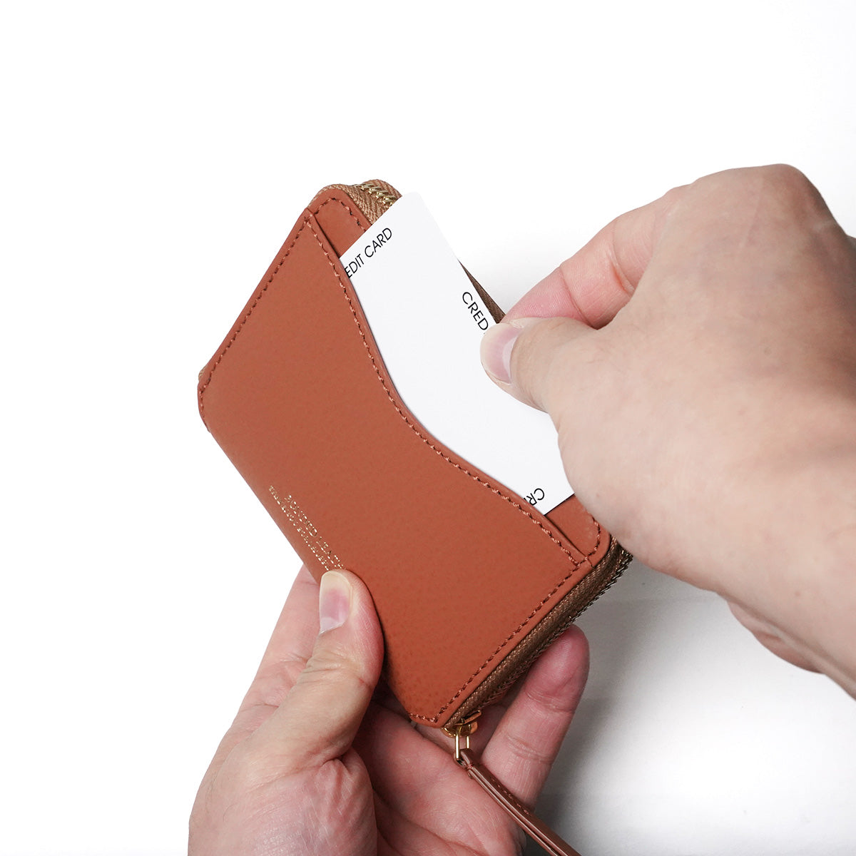 エンボス リサイクルレザー ラウンドファスナー ハーフ財布 LZKM141