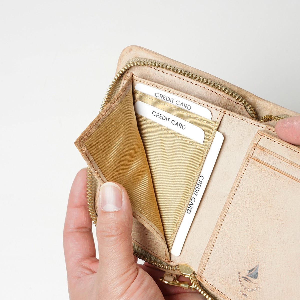 FOG Leather Round Zip Half Wallet LZYS7001