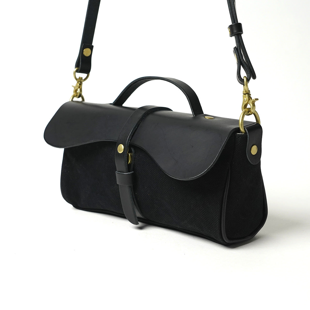 防水ドゥーマン フラップ付きミニショルダーバッグ SMIC022m