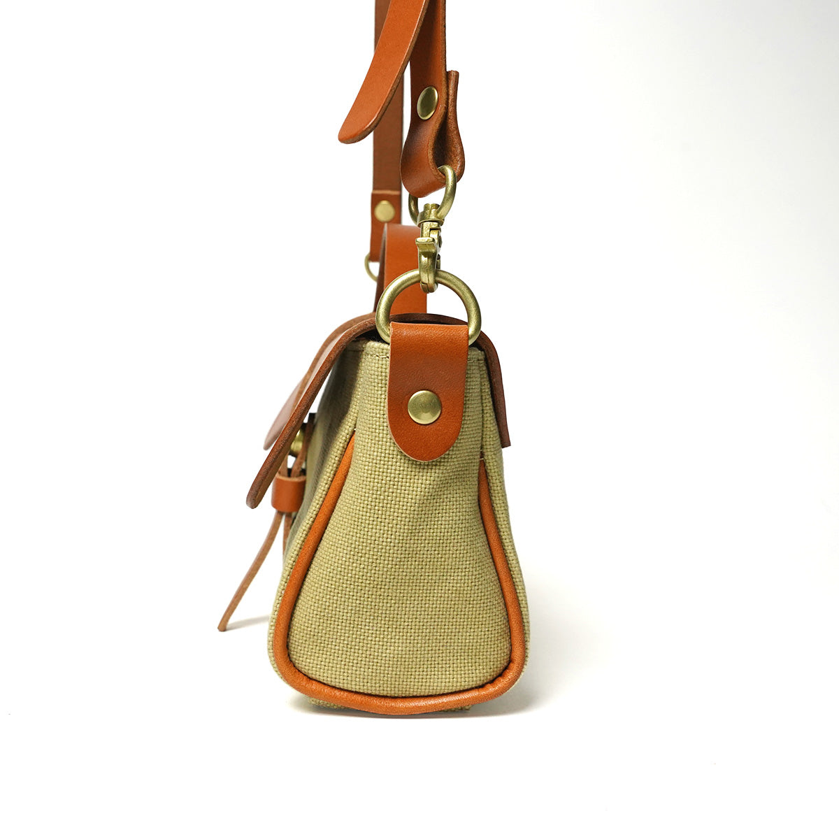 防水ドゥーマン フラップ付きミニショルダーバッグ SMIC022m