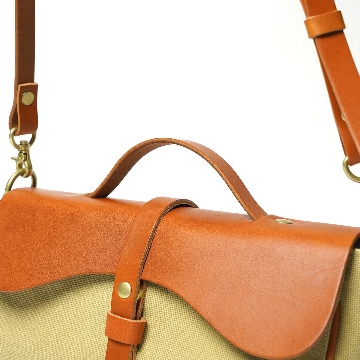 防水ドゥーマン フラップ付きミニショルダーバッグ SMIC022m