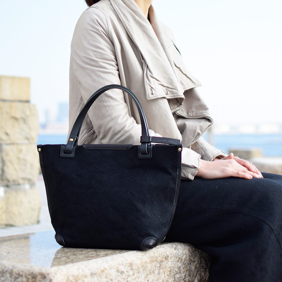 防水ドゥーマン シングルパイピング トートバッグ(S) SMIC036