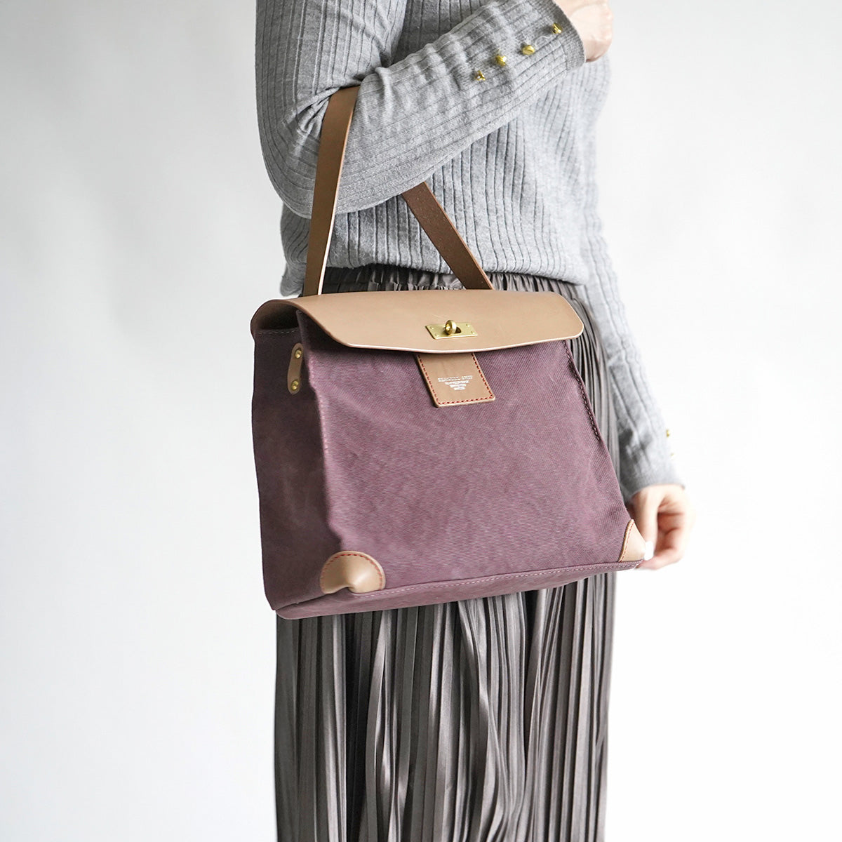 防水ドゥーマン Nomadoma フラップショルダーバッグ SMIC132