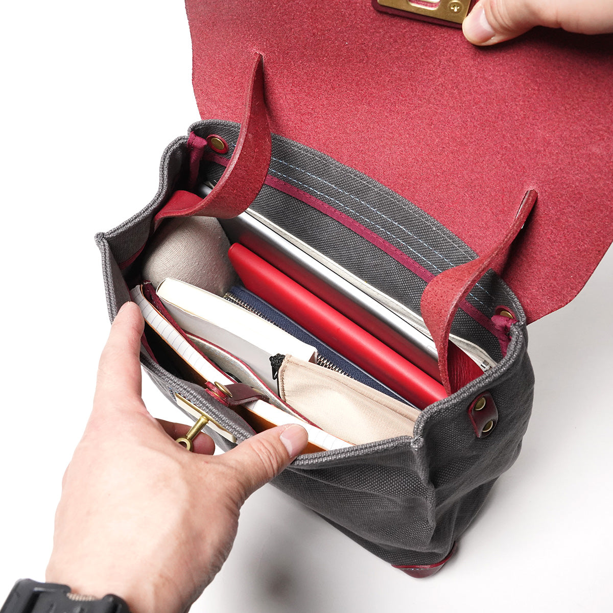 防水ドゥーマン Nomadoma フラップショルダーバッグ SMIC132