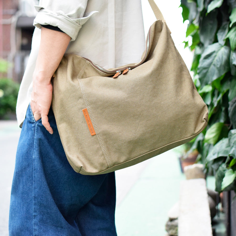 フェイス ショルダーバッグ YNM1304