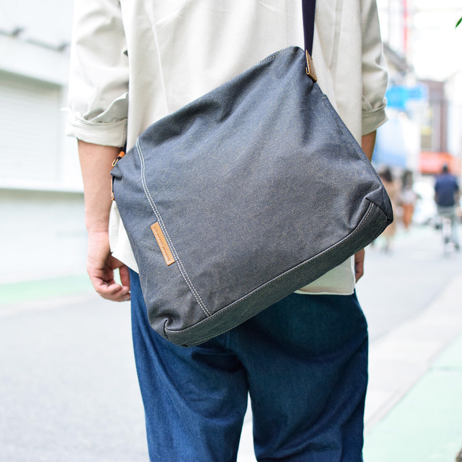 フェイス ショルダーバッグ YNM1304