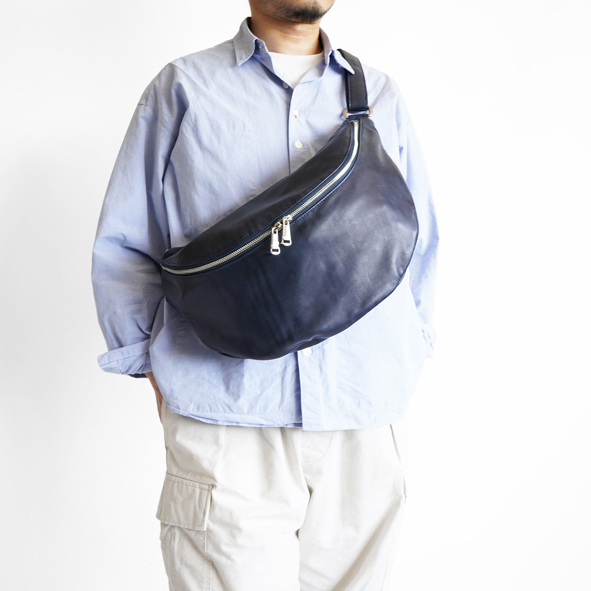 INDIGO -藍染めレザー- MOON SHOULDER BAG YNM1500
