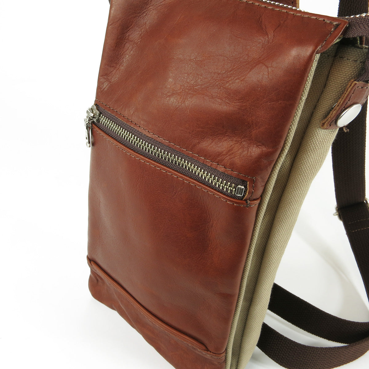 グローブレザー タテ型ボディバッグ YNM210