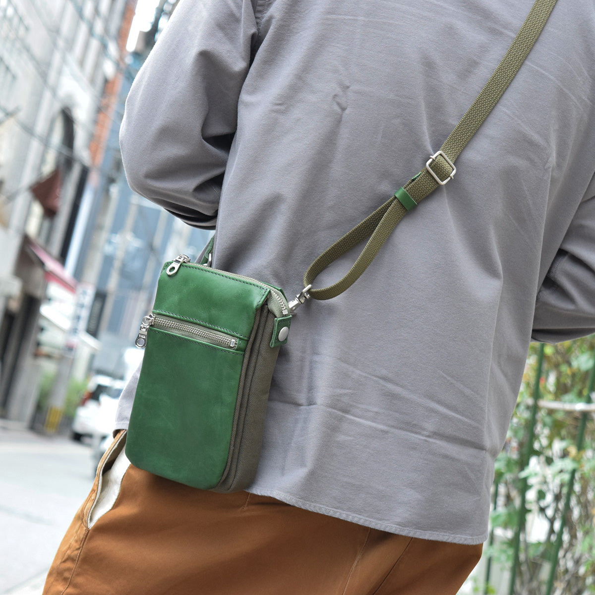 グローブレザー ミニショルダーバッグ YNM224