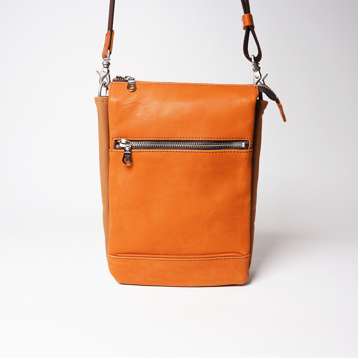 グローブレザー タテ型ショルダーバッグ YNM232