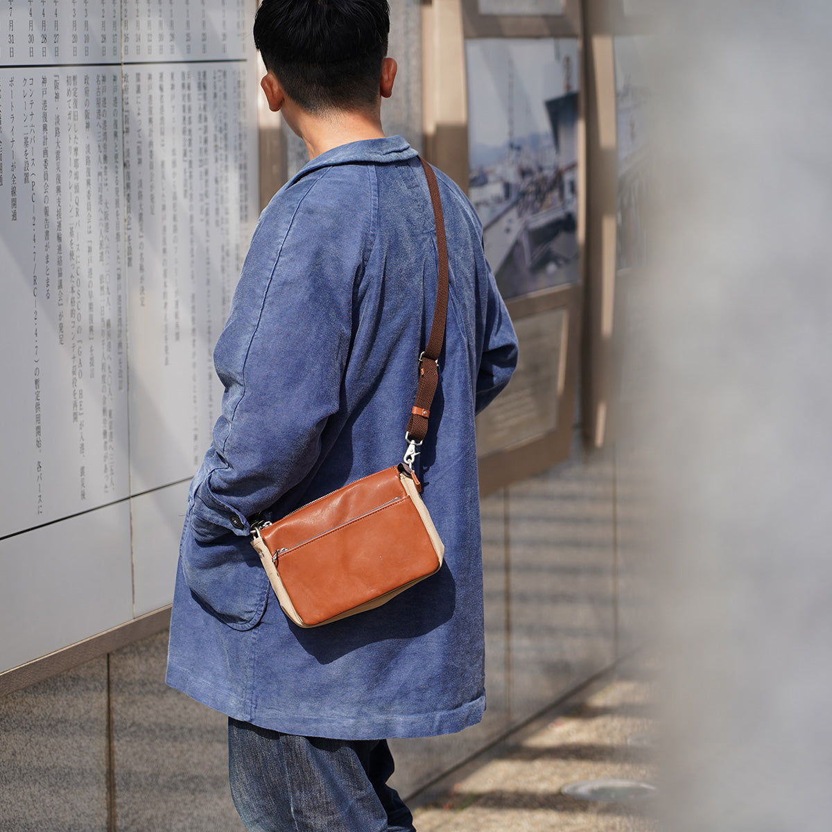 グローブレザー ヨコ型ミニショルダーバッグ YNM233