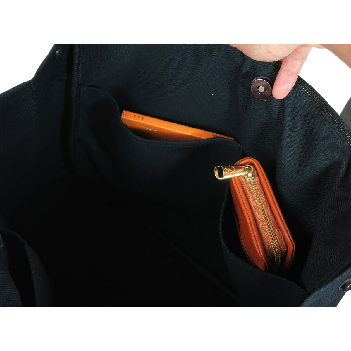 BLACK - Black - Tote Bag L YNM410
