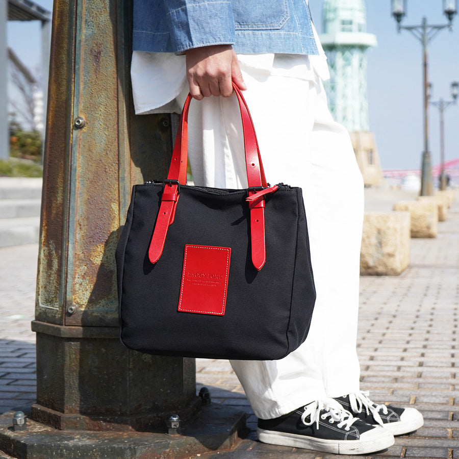 BLACK - Black - Tote Bag M YNM418