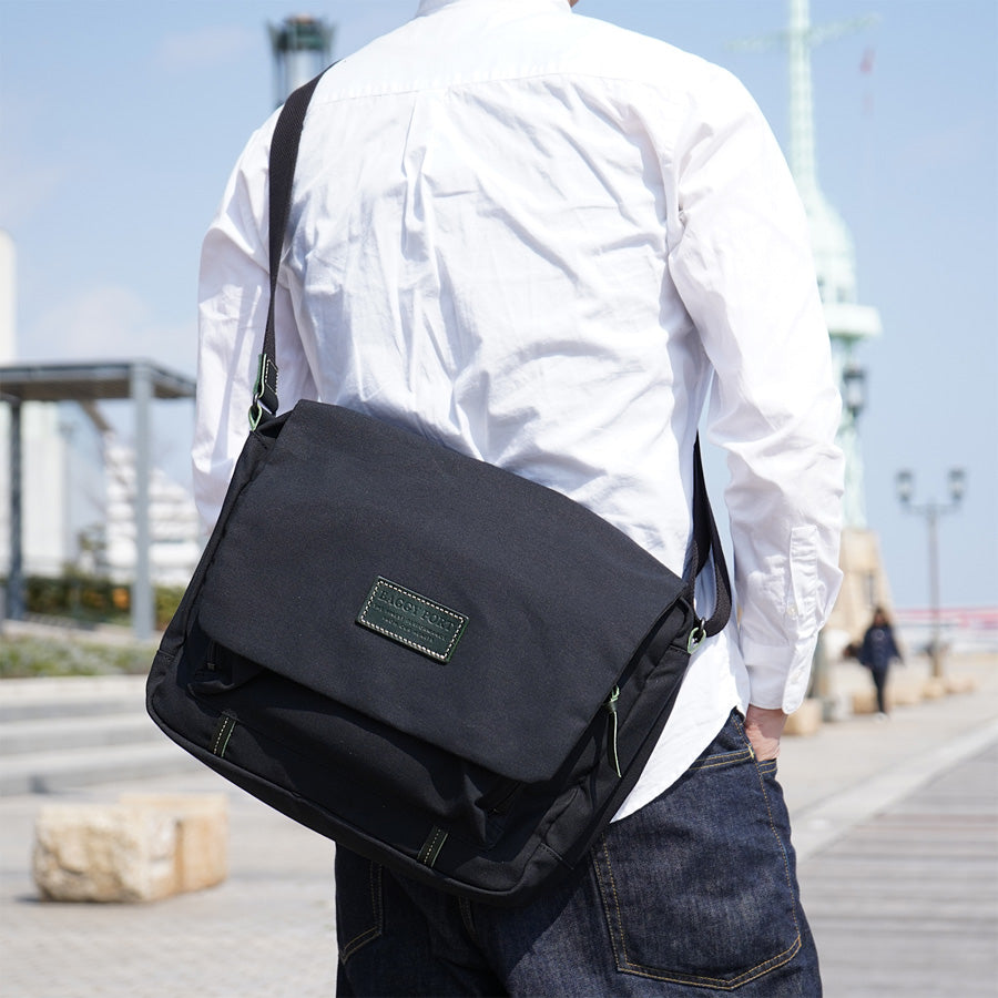 BLACK - Black - Flap shoulder bag YNM419