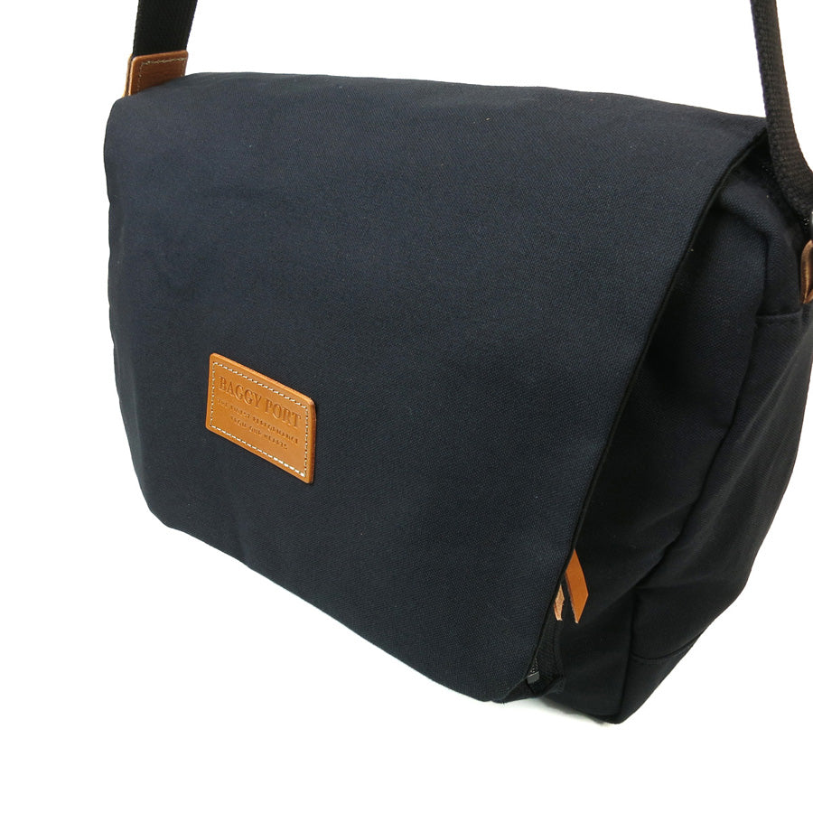 BLACK - Black - Flap shoulder bag YNM419