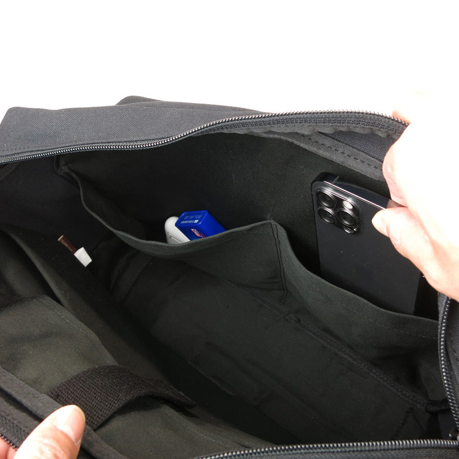 BLACK - Black - Flap shoulder bag YNM419