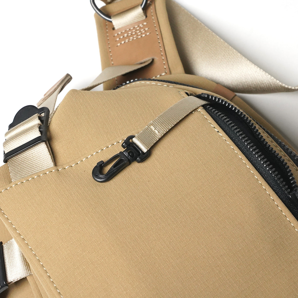 MINOTECH -Minotech Layer- Body Bag YNM5601