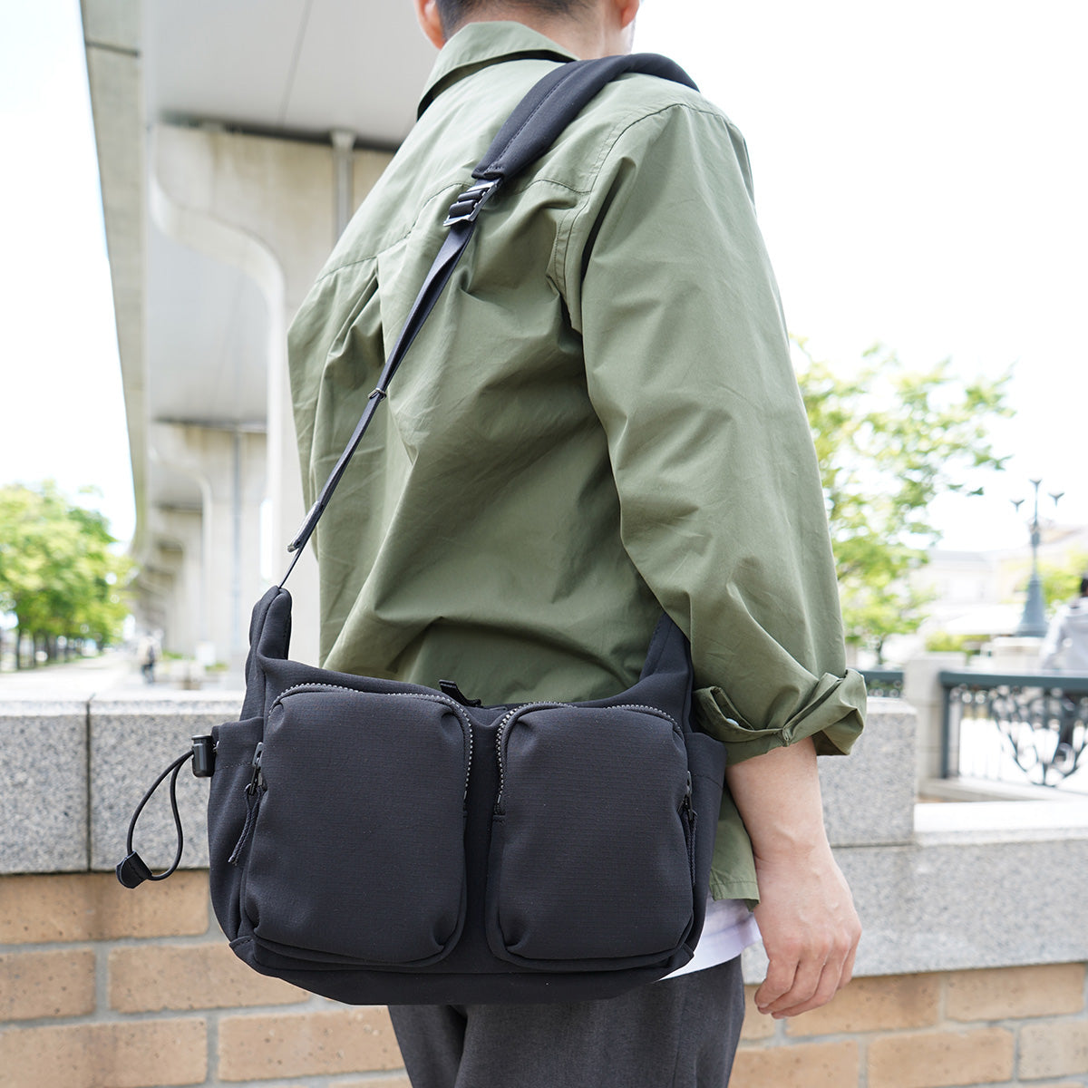 MINOTECH -Minotech Layer- Shoulder Bag, Medium, YNM5604