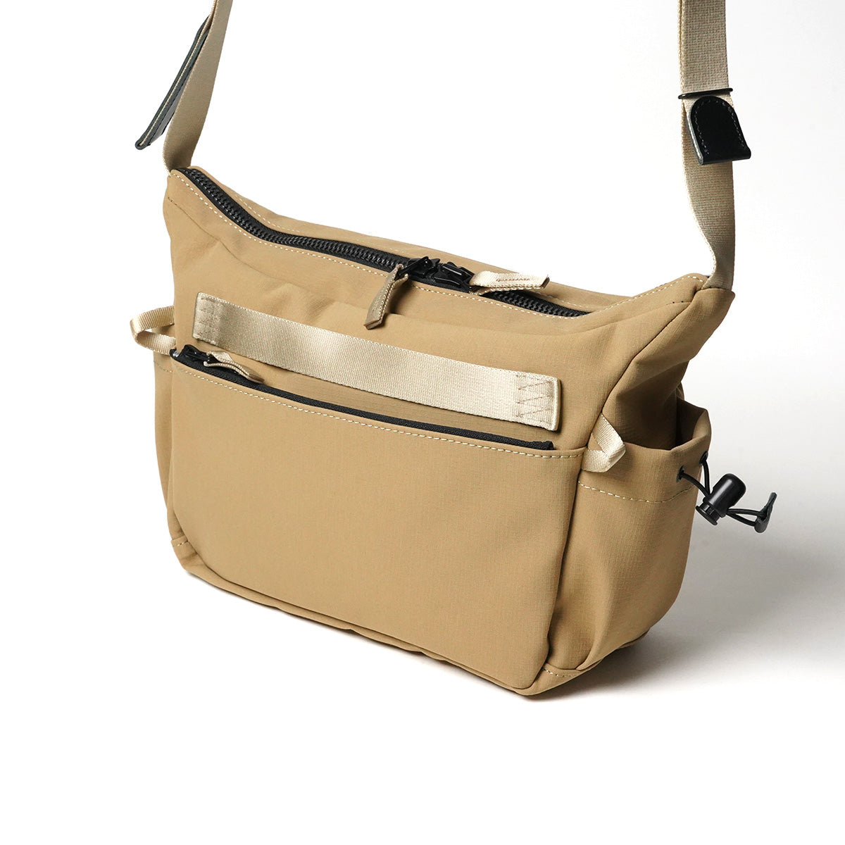 MINOTECH -Minotech Layer- Shoulder Bag, Medium, YNM5604
