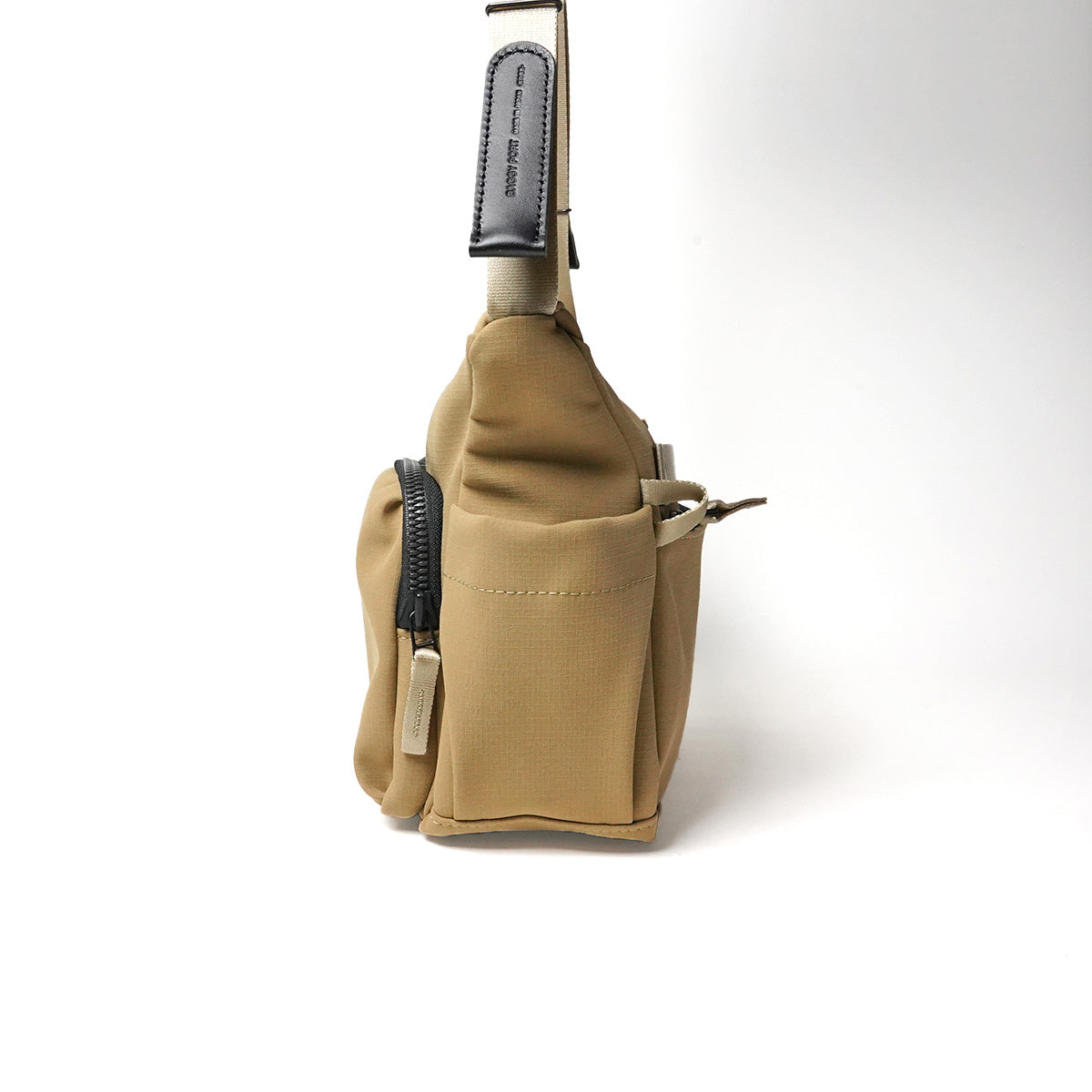 MINOTECH -Minotech Layer- Shoulder Bag, Medium, YNM5604
