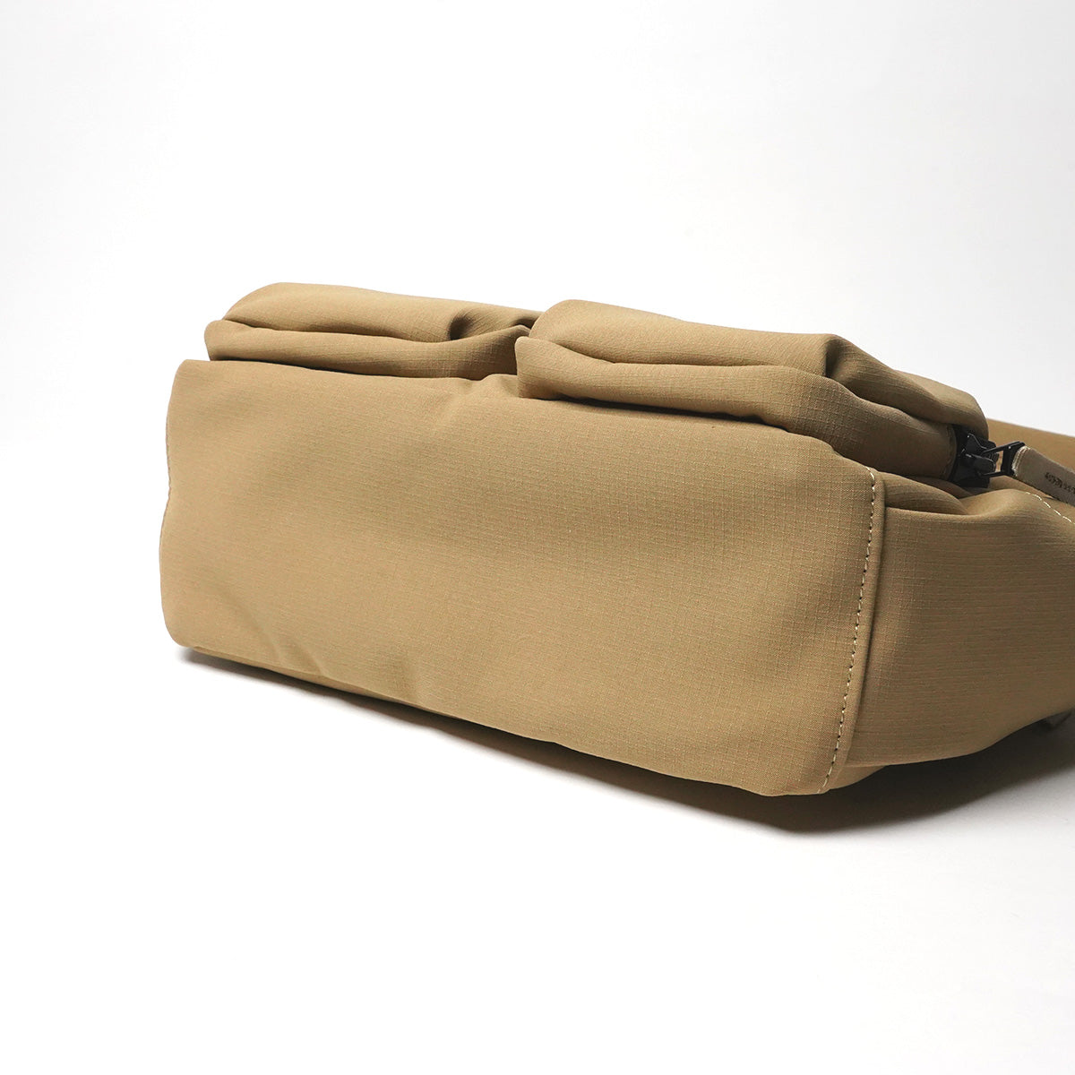 MINOTECH -Minotech Layer- Shoulder Bag, Medium, YNM5604