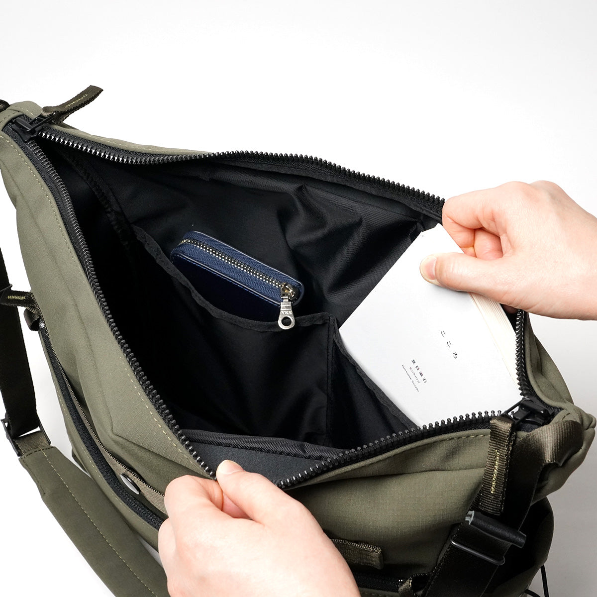MINOTECH -Minotech Layer- Shoulder Bag, Large, YNM5605