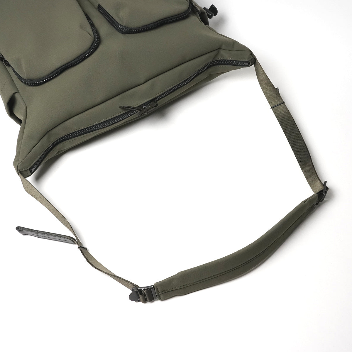 MINOTECH -Minotech Layer- Shoulder Bag, Large, YNM5605
