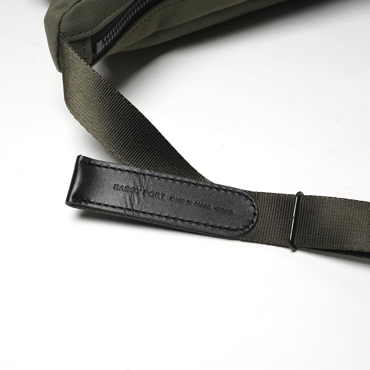 MINOTECH -Minotech Layer- Shoulder Bag, Large, YNM5605