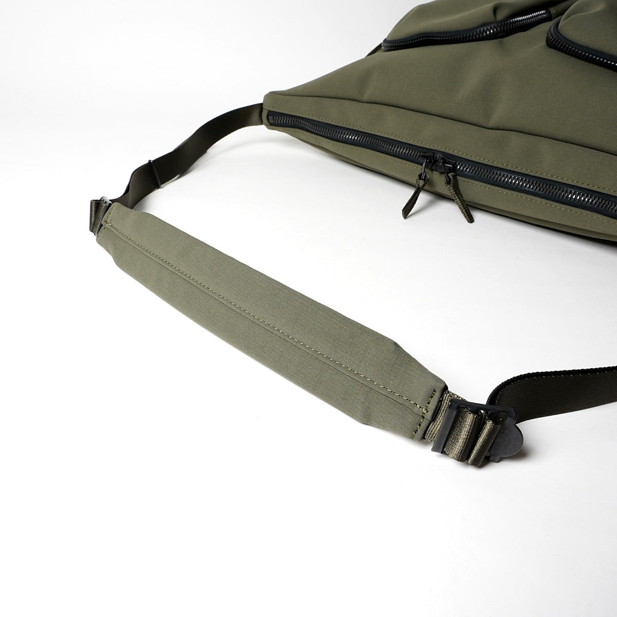 MINOTECH -Minotech Layer- Shoulder Bag, Large, YNM5605