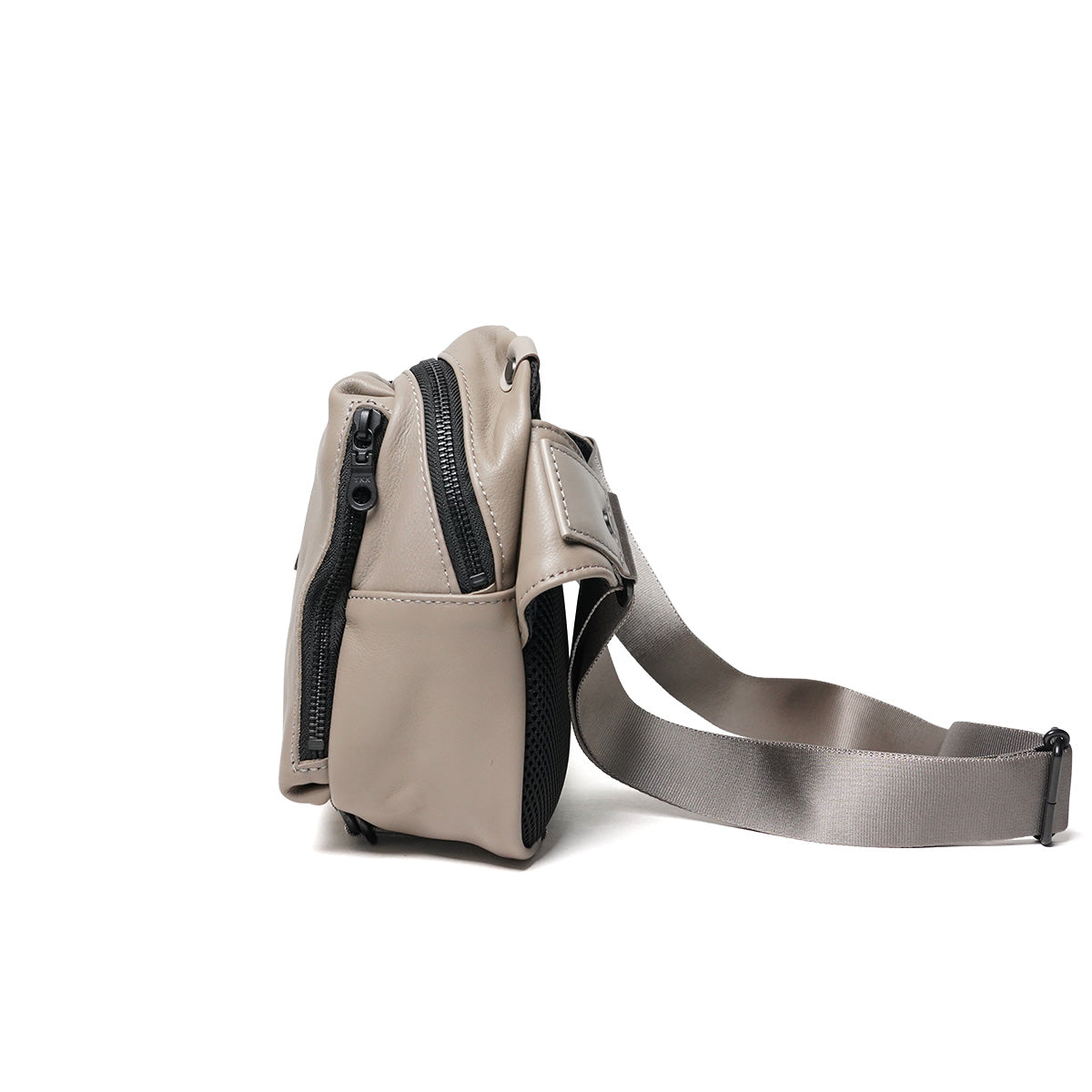 オイルソフトレザー ヨコ型 ボディバッグ YNM990