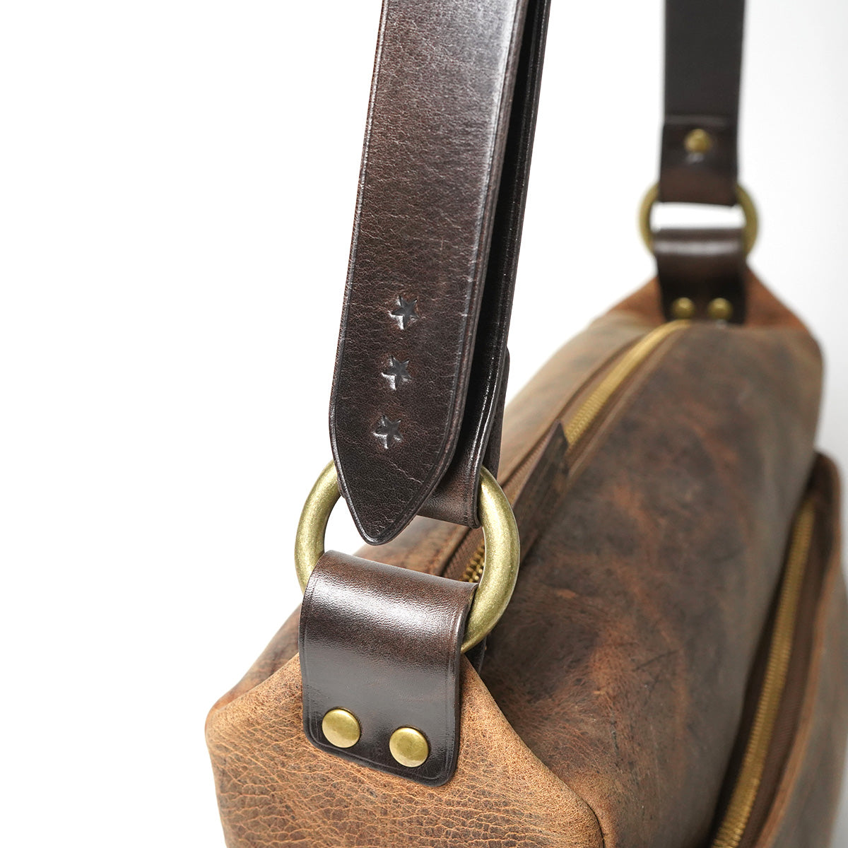 KUDU -クードゥーレザー- ショルダーバッグ ZKM9000