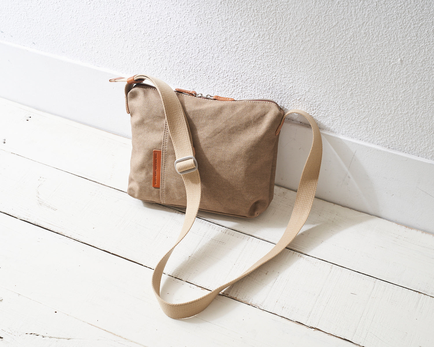 フェイス ミニショルダーバッグ YNM1303