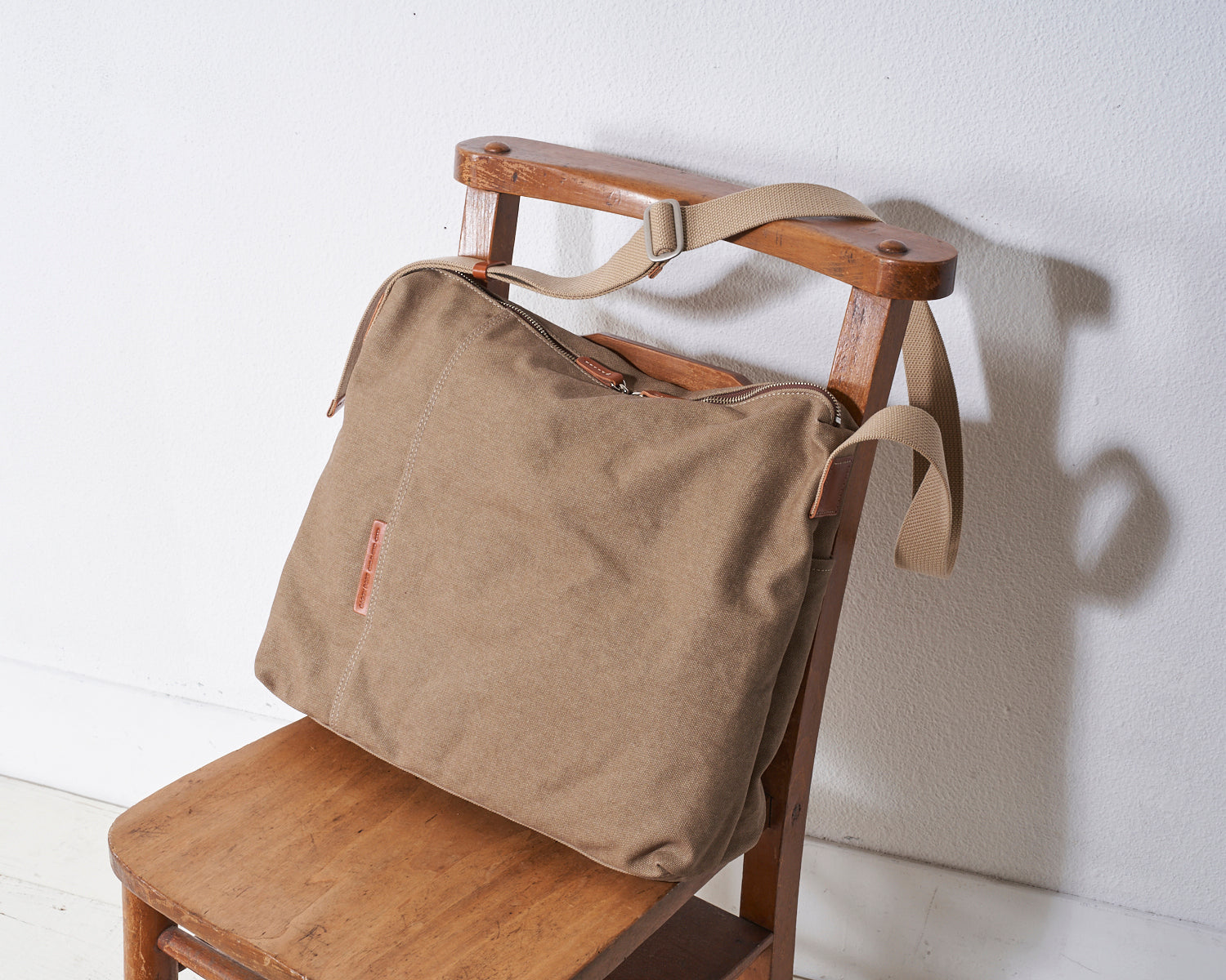 フェイス ショルダーバッグ YNM1304