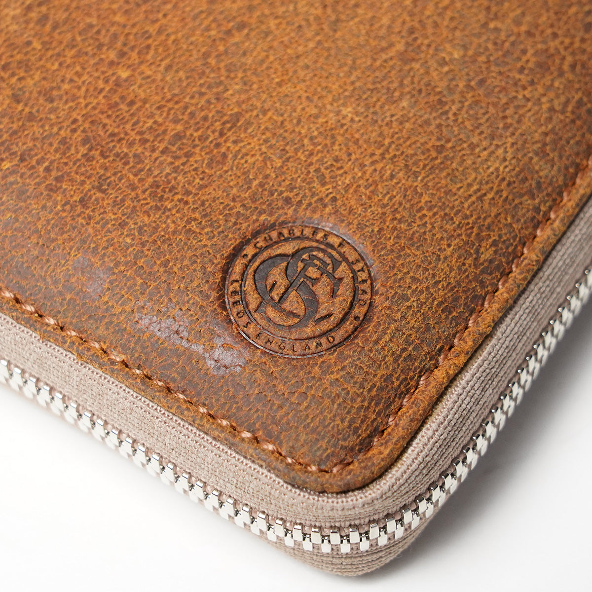 Waxed Elk Leather Round Zip Half Wallet FZKM851 