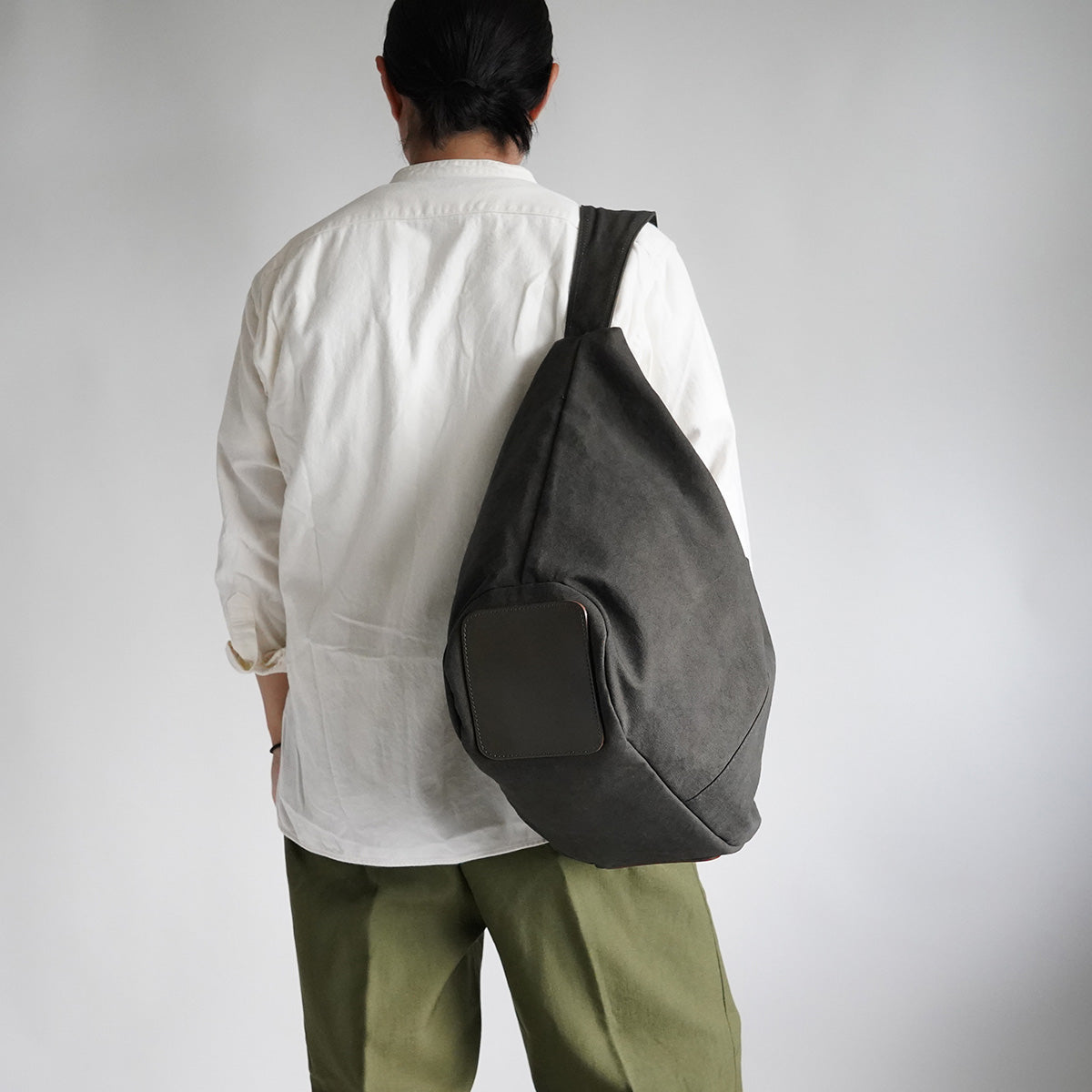 KUROSABI - Black Rust Dye - One-Shoulder Tote Bag GRN9603